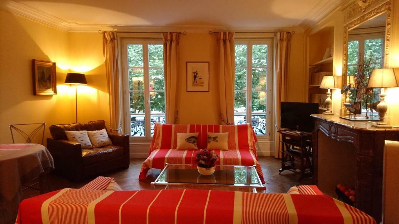 Sur Le Vieux Port Appartement Vue Sur Mer La Rochelle  Exterior photo