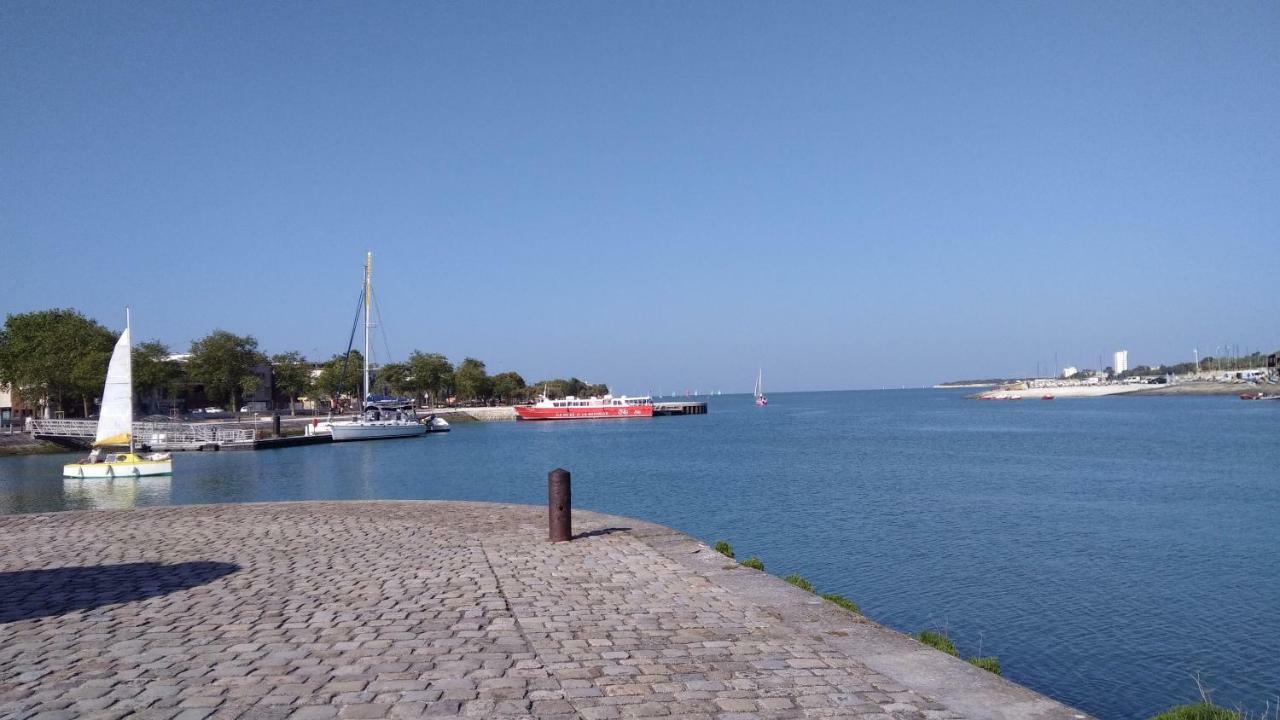 Sur Le Vieux Port Appartement Vue Sur Mer La Rochelle  Exterior photo